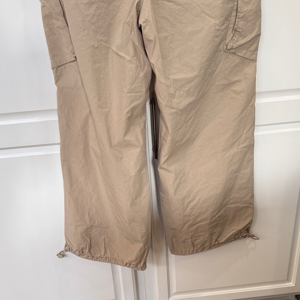 Universal Thread Women's Tan Cargo Drawstring Pants - Picture 6 of 11